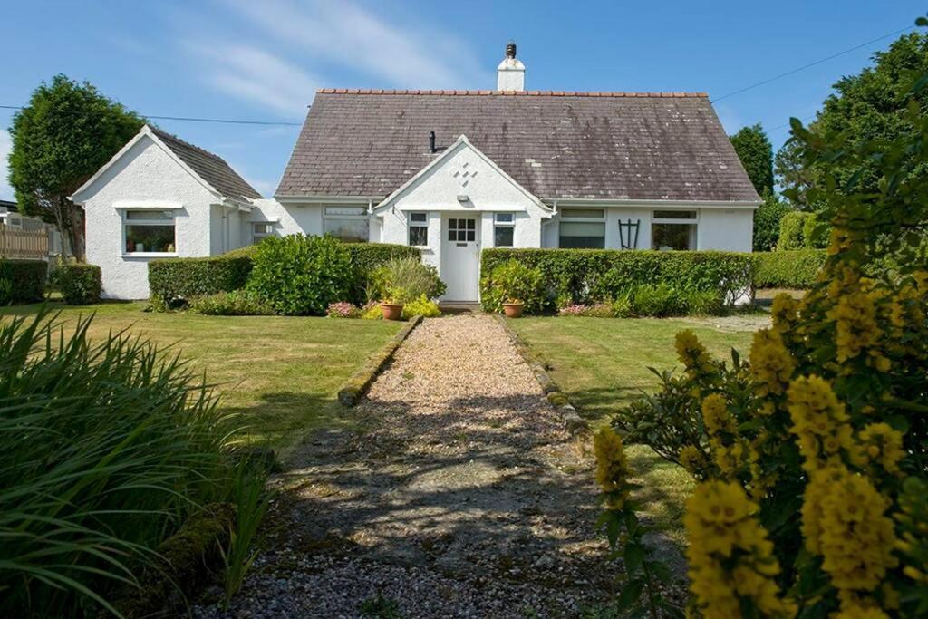 Cae Grugog Cottage-3 Bed-Sleeps 6-Ground Floor Bathroom Trearddur Esterno foto